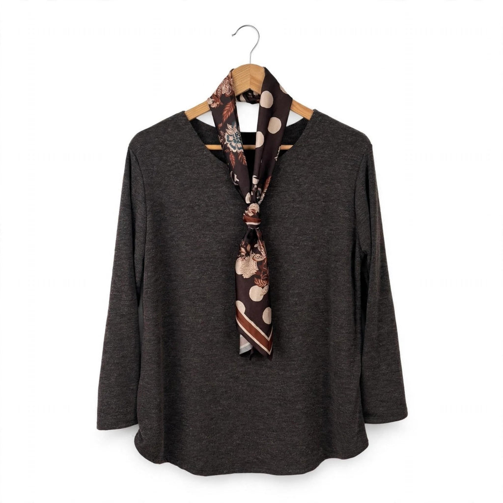 Blusa de manga larga con pañuelo incluido en talla grande - Las Cucadas