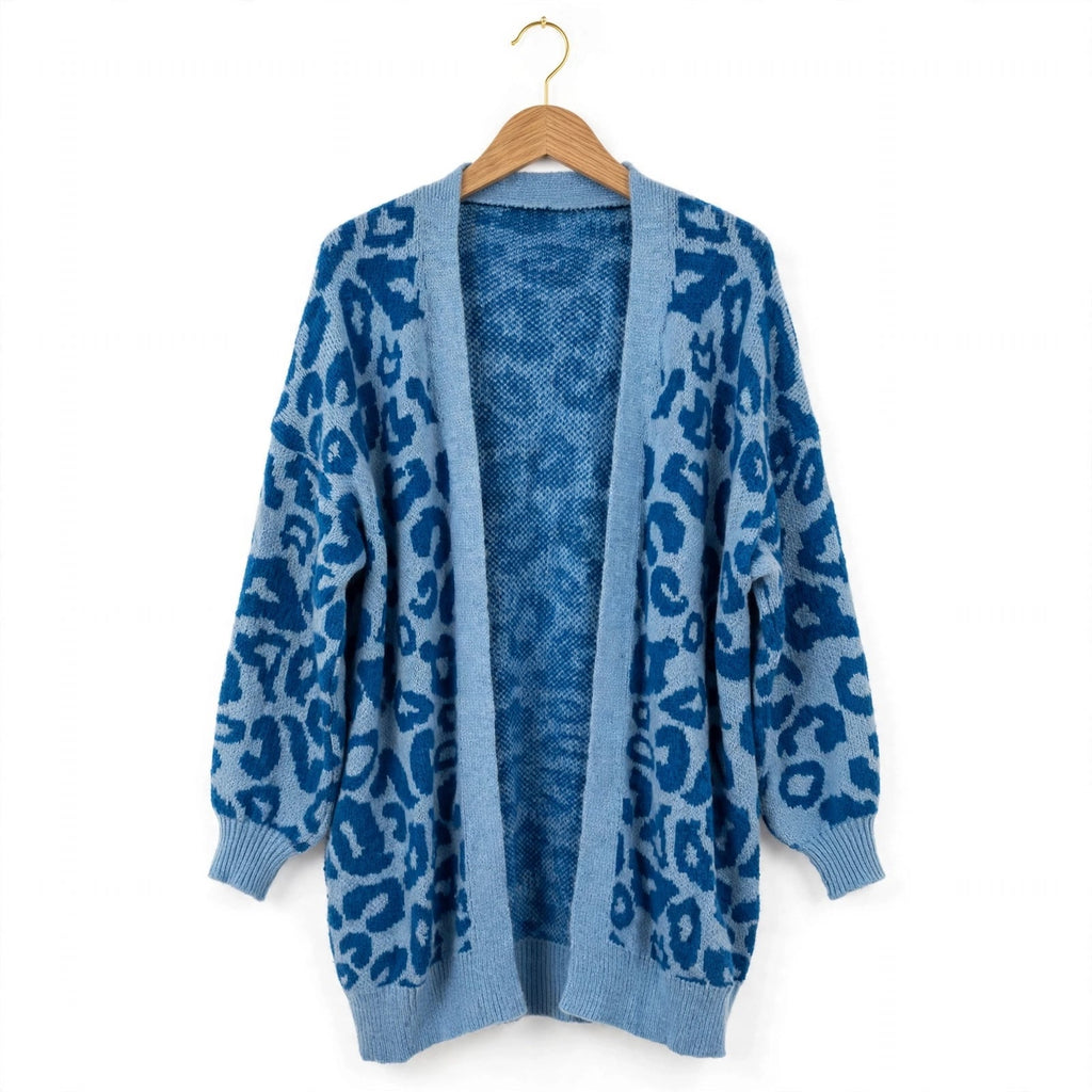 Cárdigan de punto curvy con estampado de leopardo azul - Las Cucadas