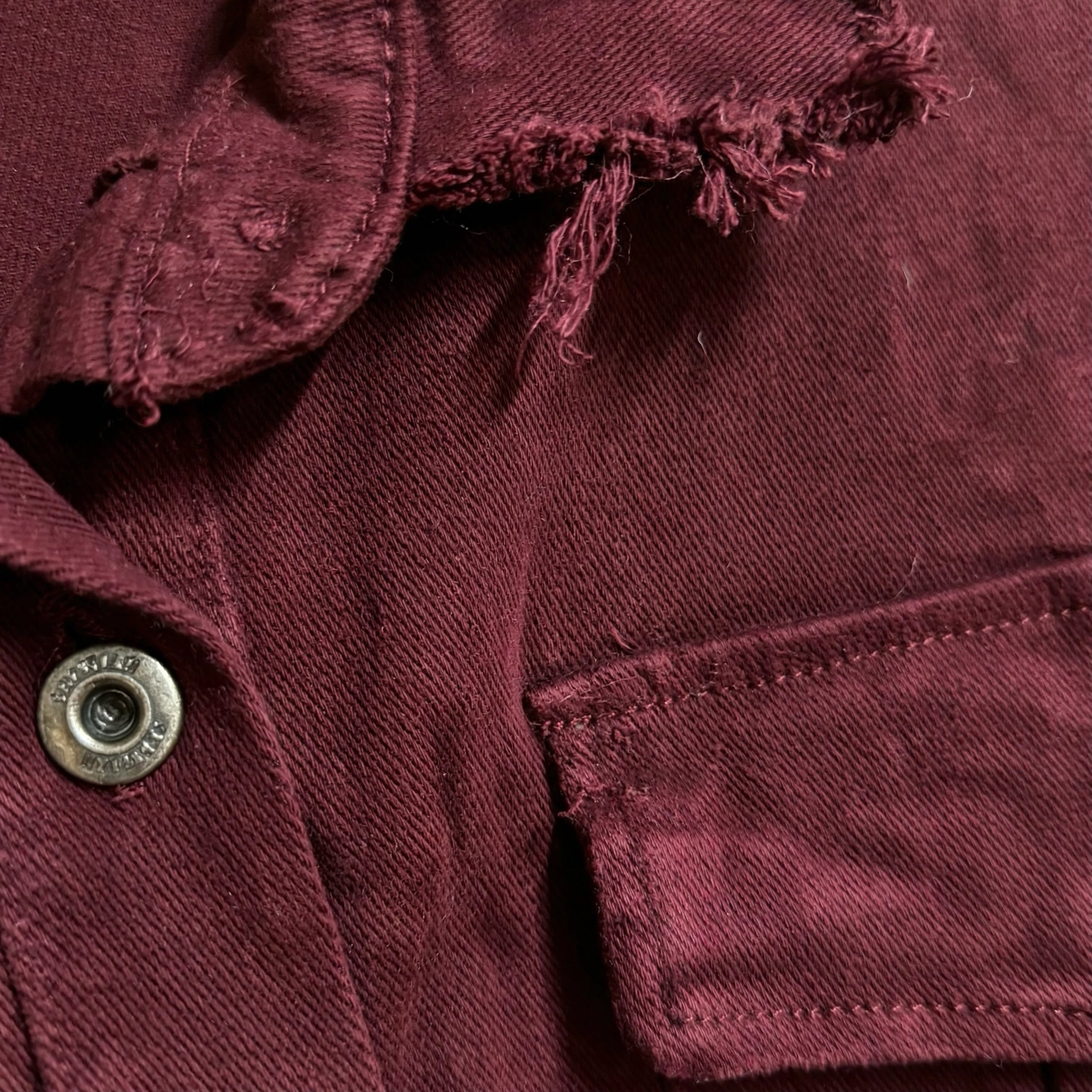 Chaqueta Estilo Camisero Vaquera Burdeos - Las Cucadas