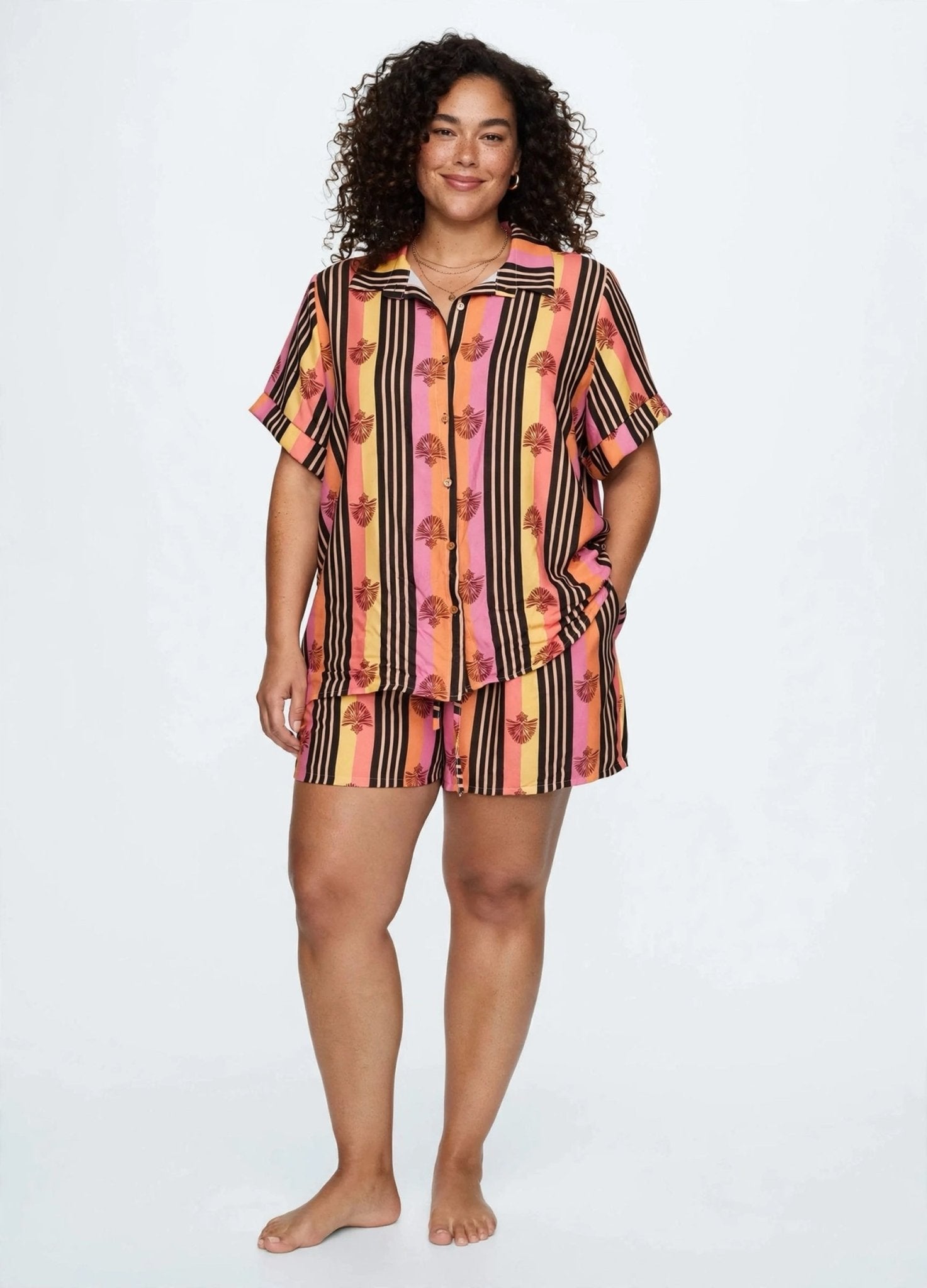 Conjunto De Camisa Y Pantalón Corto Estampado - Las Cucadas