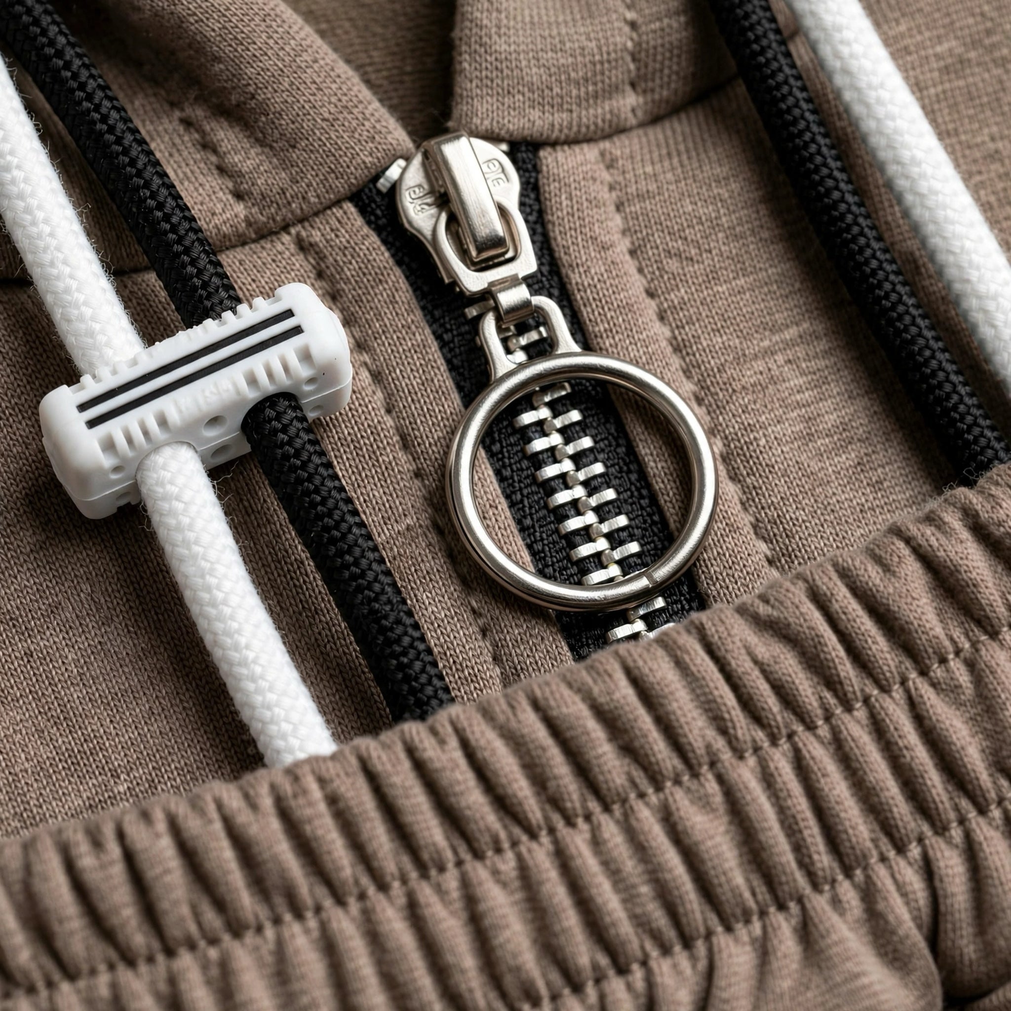 Conjunto Deportivo de Dos Piezas Taupe - Las Cucadas