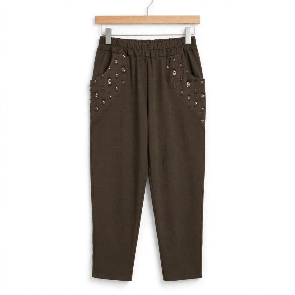 Pantalones casuales verde oliva de las cucadas de erisa con cintura elástica y bolsillos decorados con lentejuelas.