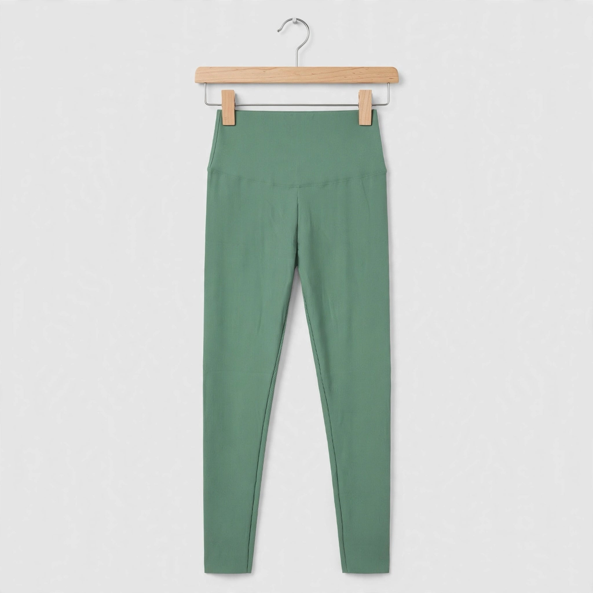Leggings Canalé Verde Salvia Tiro Alto - Las Cucadas