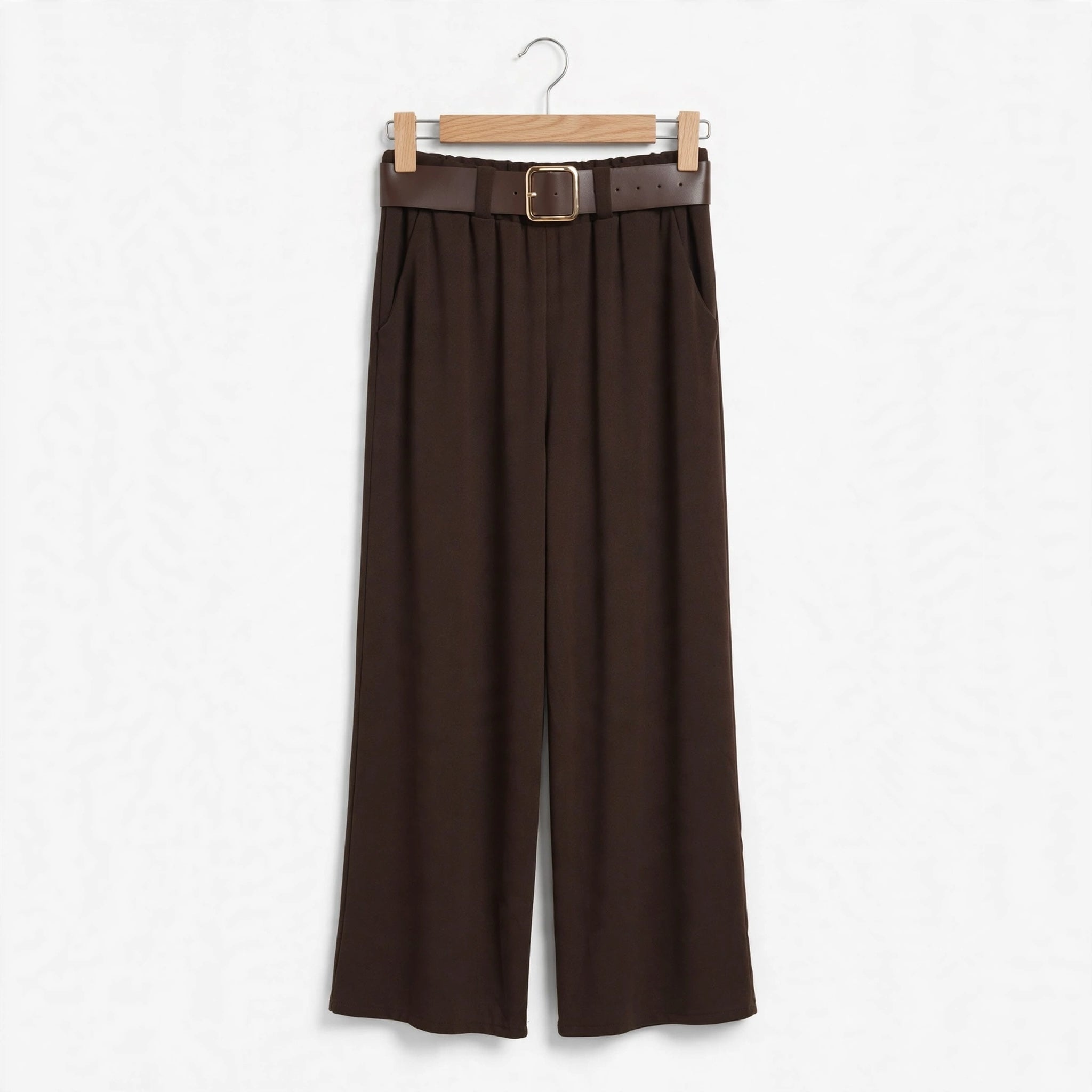 Pantalones De Corte Recto Con Cinturón Chocolate - Las Cucadas
