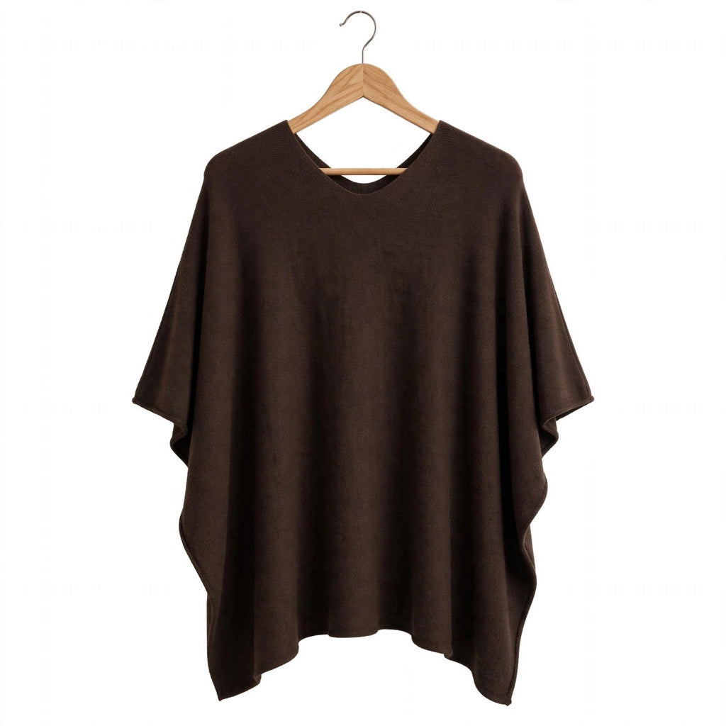 Poncho de punto curvy marrón chocolate con cuello en V - Las Cucadas