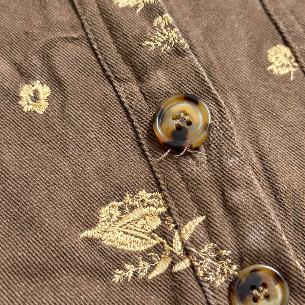 Sobrecamisa Vaquera Chocolate Bordado Floral Talla Grande - Las Cucadas